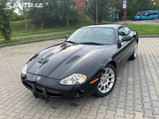 Jaguar XKR